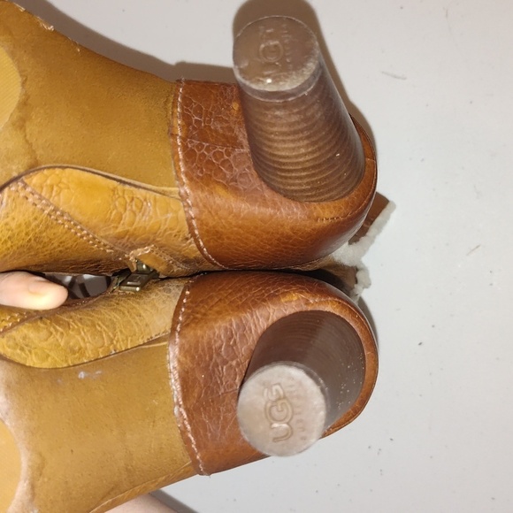 Ugg Camille Lace Up Heel Boot with Fur Detail - Picture 10 of 13